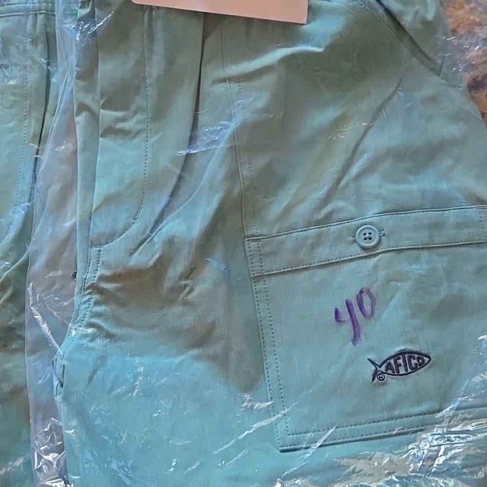 AFTCO CLASSIC FIT MENS  SHORTS NEW